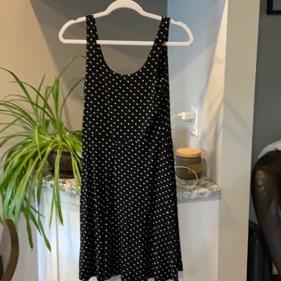 Women’s medium rayon dress - Picture 2 of 2